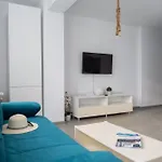 Bloom Pool & Mamaia Nord 아파트
