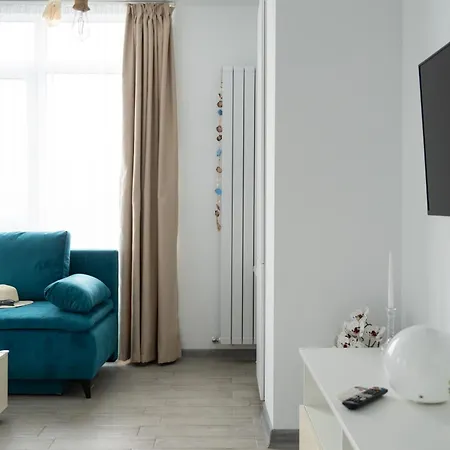 Apartment Bloom Pool & Mamaia Nord *