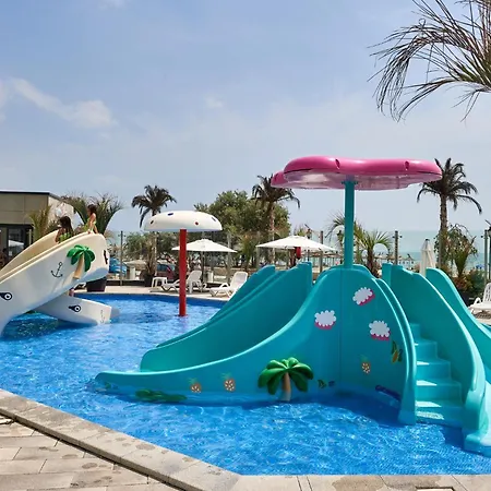 Bloom Pool & Mamaia Nord * Navodari