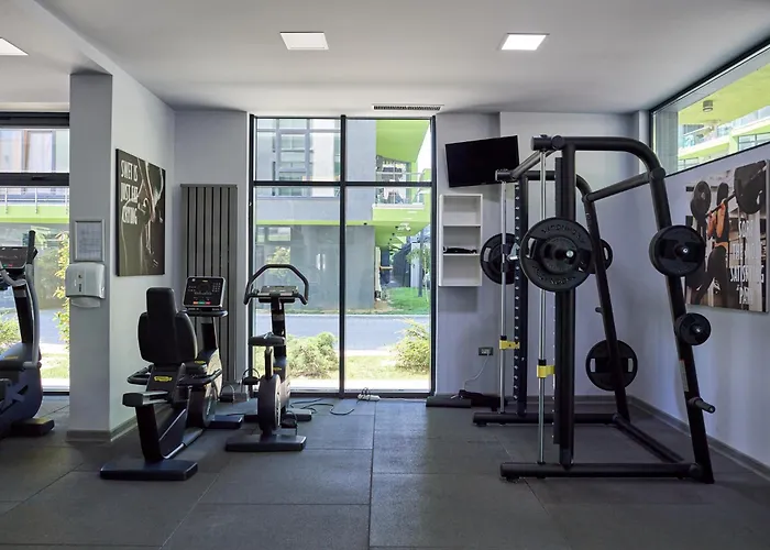 Bloom Pool & Mamaia Nord Năvodari