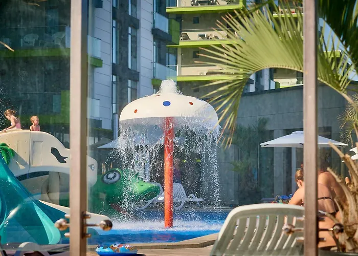 Apartman Bloom Pool & Mamaia Nord